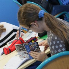 Distibution au CM2 d'un ouvrage 14-18  (2018) - 024